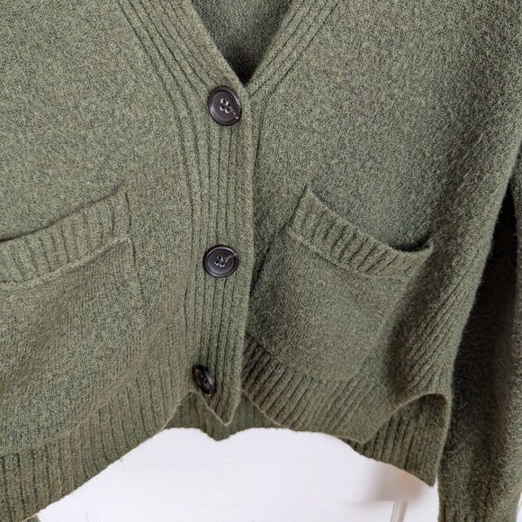 J.Crew | Olive Green Wool Blend Cardigan Sweater Size Extra Small - Picture 4 of 9